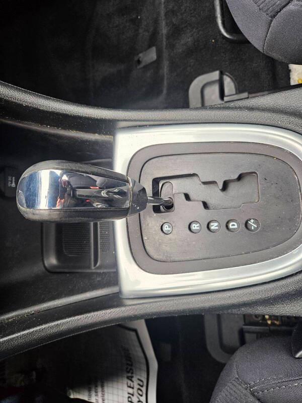 Chrysler 200 Touring 2012