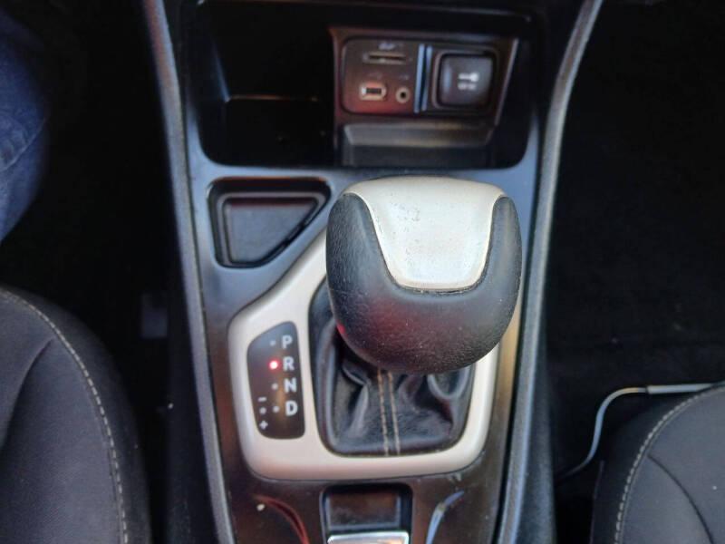 Jeep Cherokee Latitude FWD 2015