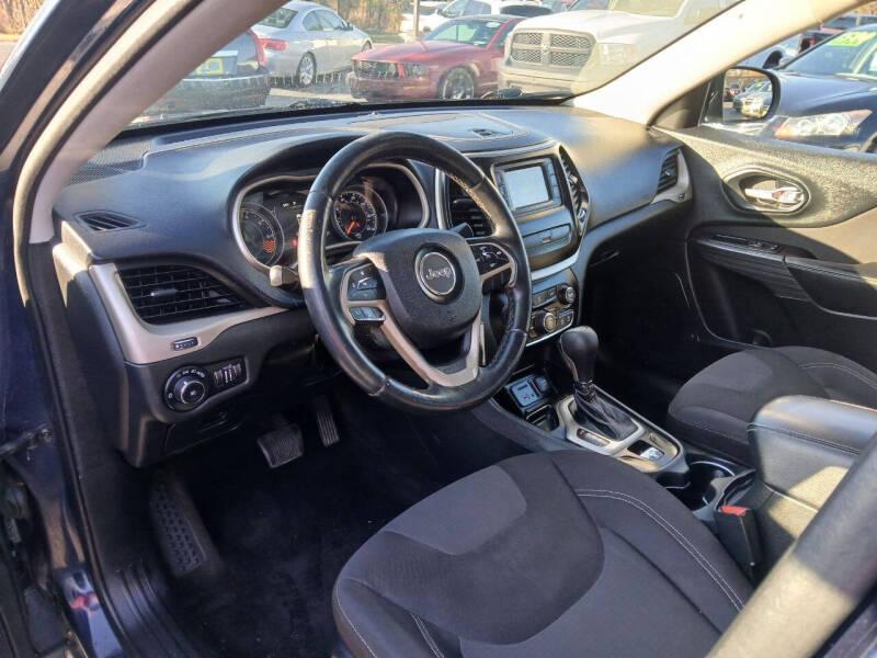 Jeep Cherokee Latitude FWD 2015