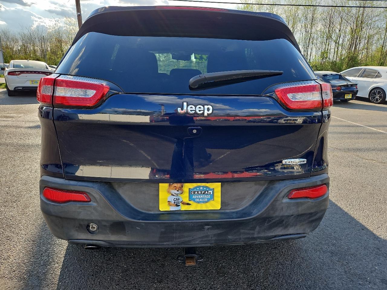 Jeep Cherokee Latitude FWD 2015