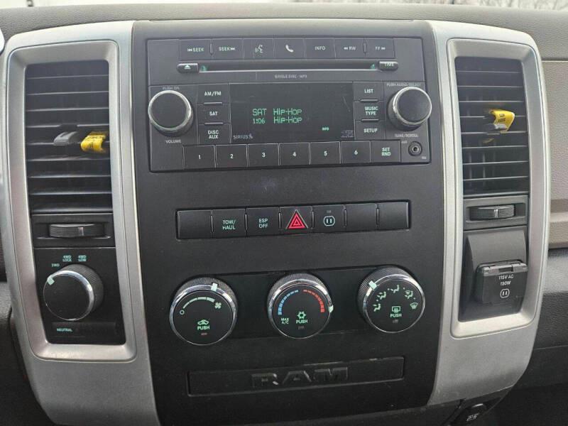 Dodge 1500 Sport Quad Cab 4WD 2010