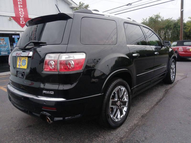 GMC Acadia Denali AWD 2012