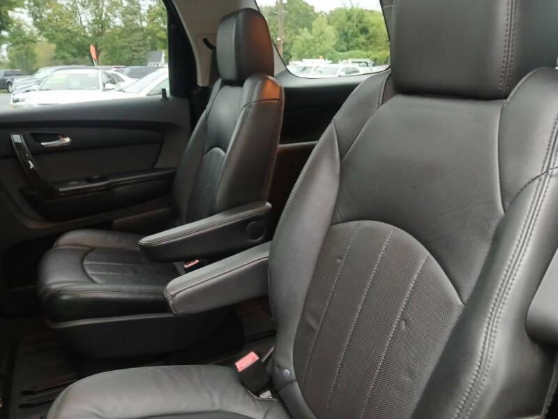 GMC Acadia Denali AWD 2012