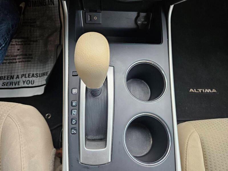 Nissan Altima 2.5 2015