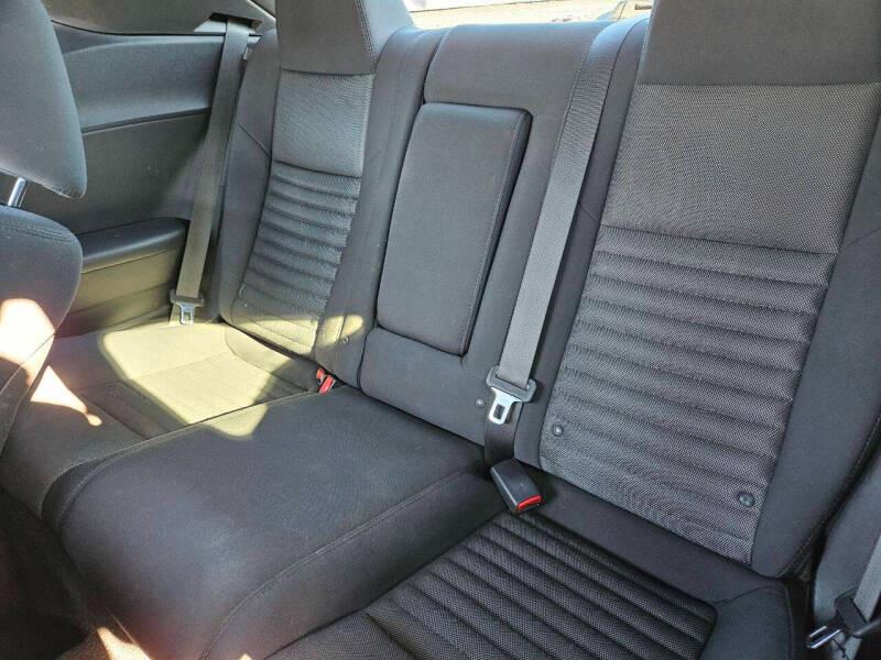 Dodge Challenger SXT 2013