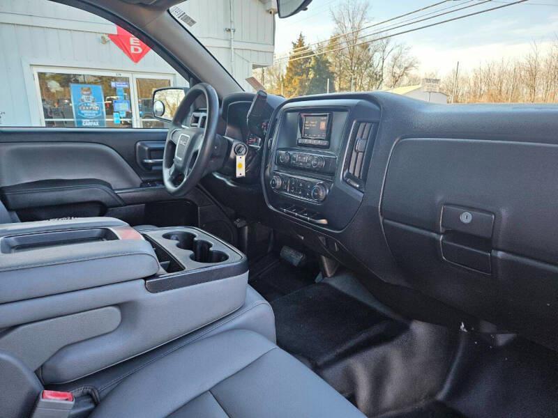 GMC Sierra 1500 Base Double Cab 2WD 2015