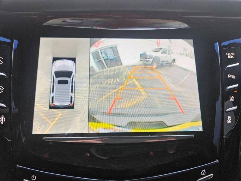 Cadillac Escalade Luxury 4WD 2015