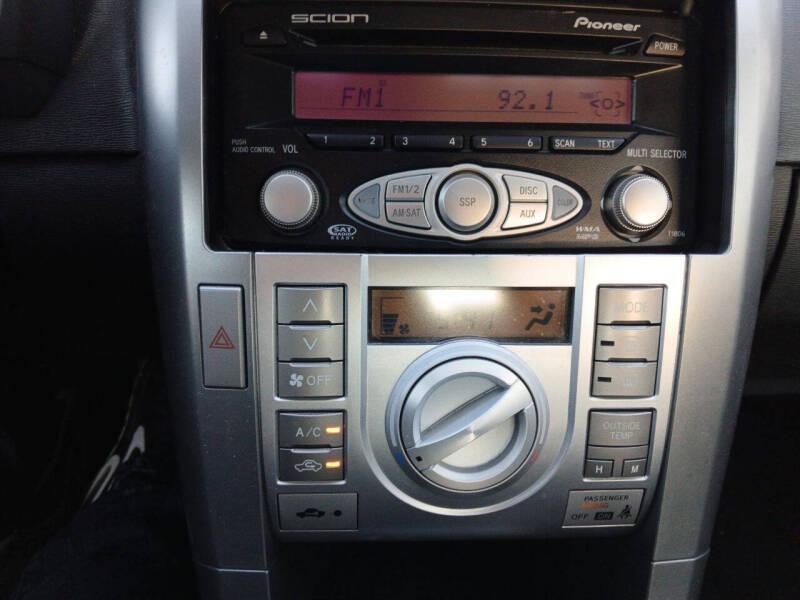 Scion tC Sport Coupe 2007