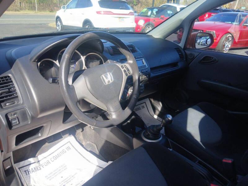 Honda Fit Sport 5-Speed MT 2008