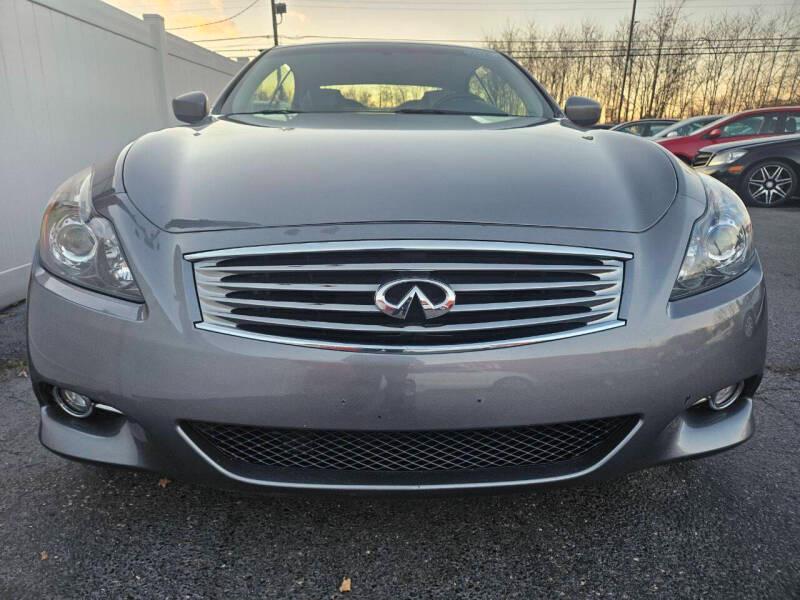 Infiniti G Convertible Base 2011
