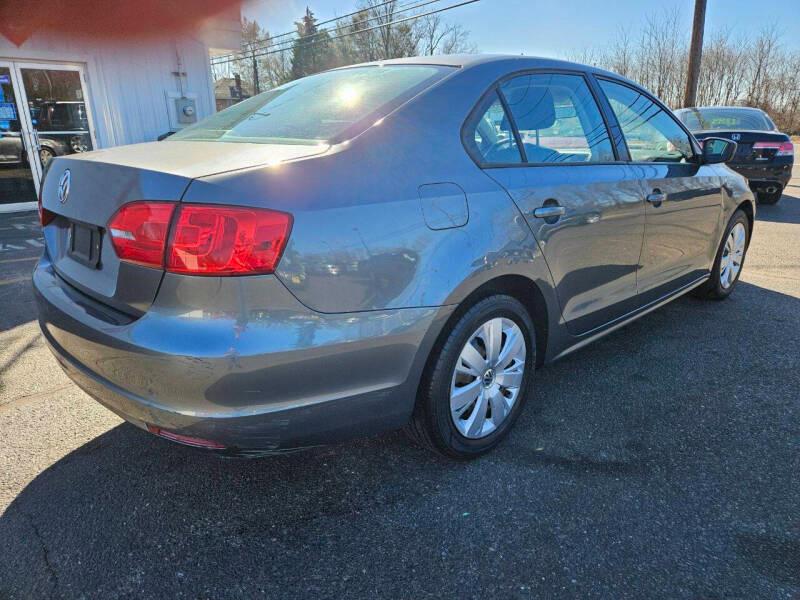 Volkswagen Jetta S 2012