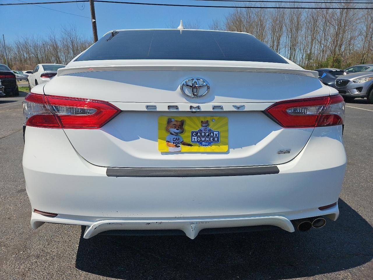 Toyota Camry 4dr Sdn I4 Auto LE (Natl) 2019
