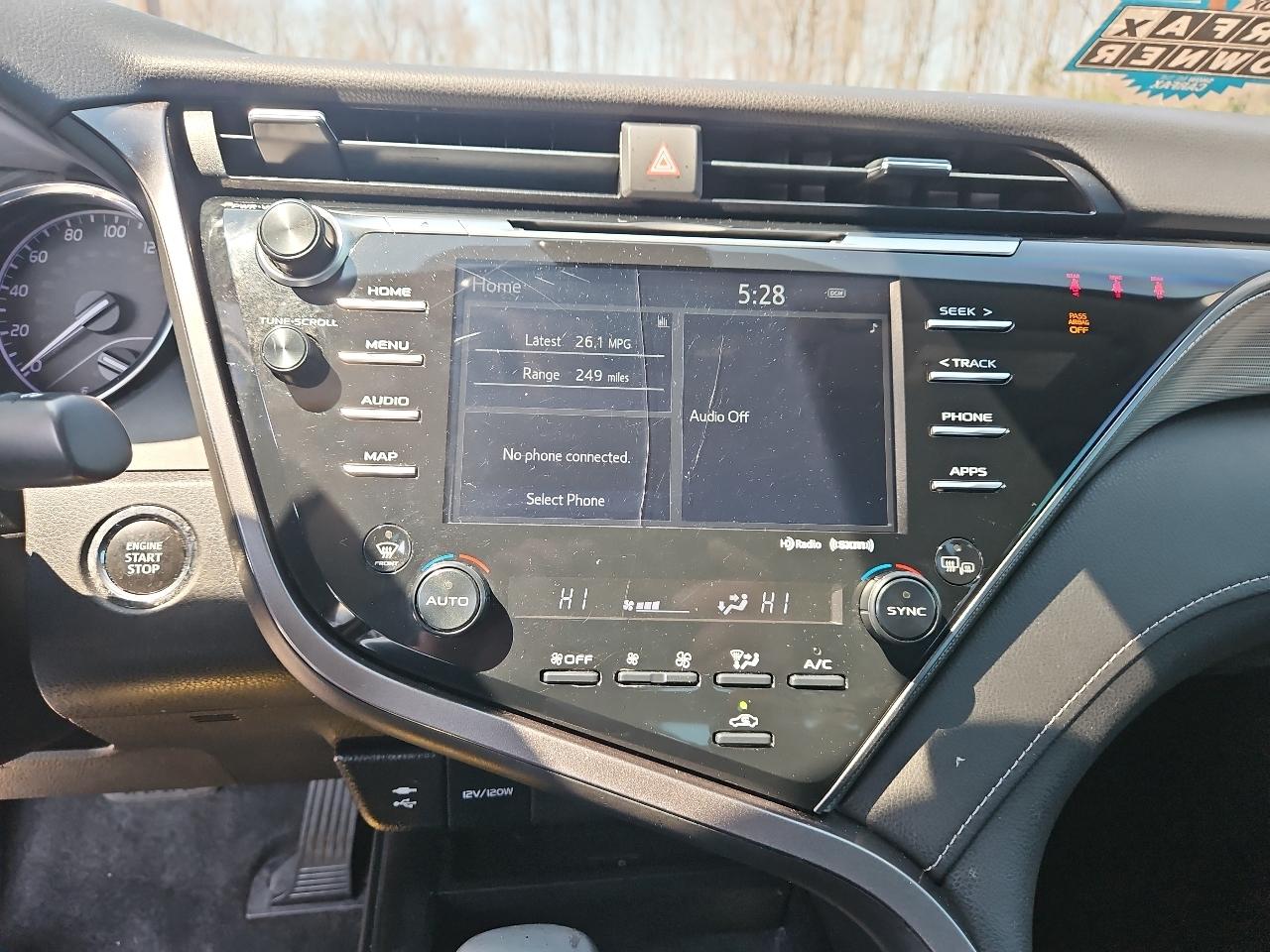 Toyota Camry 4dr Sdn I4 Auto LE (Natl) 2019