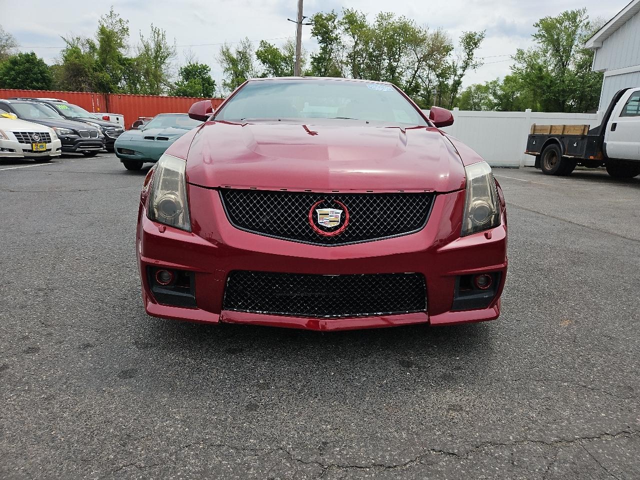 Cadillac CTS V Coupe 2011