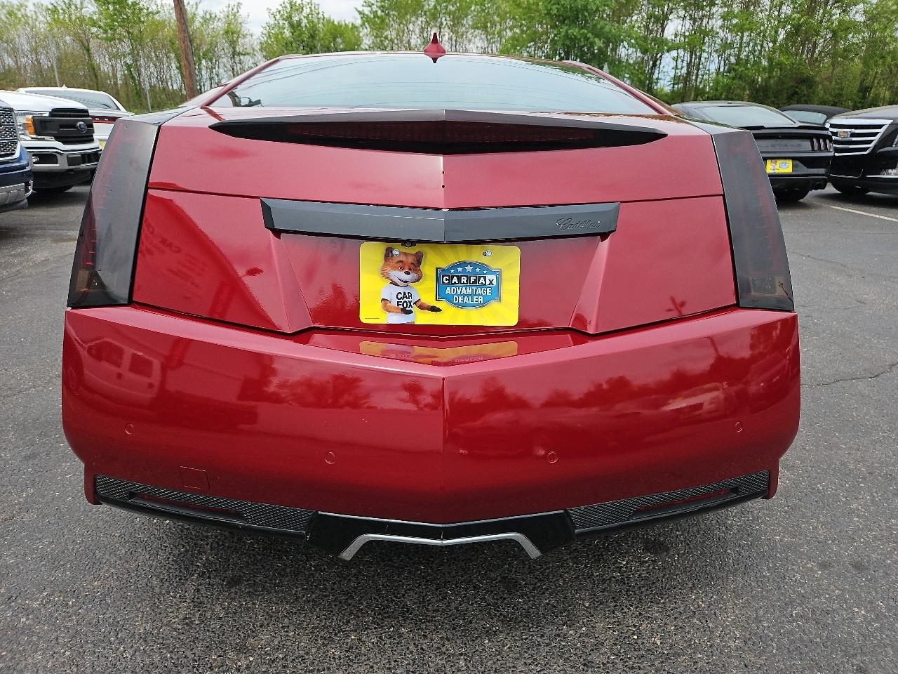 Cadillac CTS V Coupe 2011