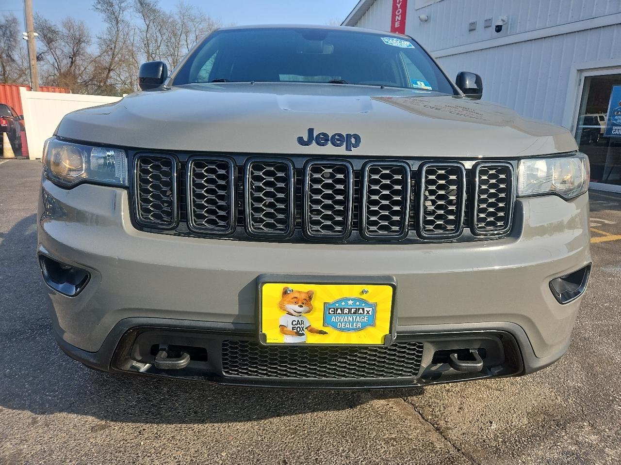 Jeep Grand Cherokee Laredo 4WD 2019