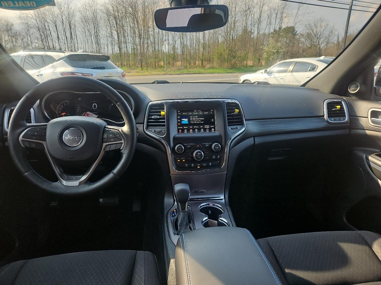 Jeep Grand Cherokee Laredo 4WD 2019