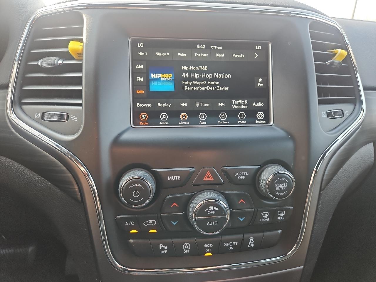 Jeep Grand Cherokee Laredo 4WD 2019