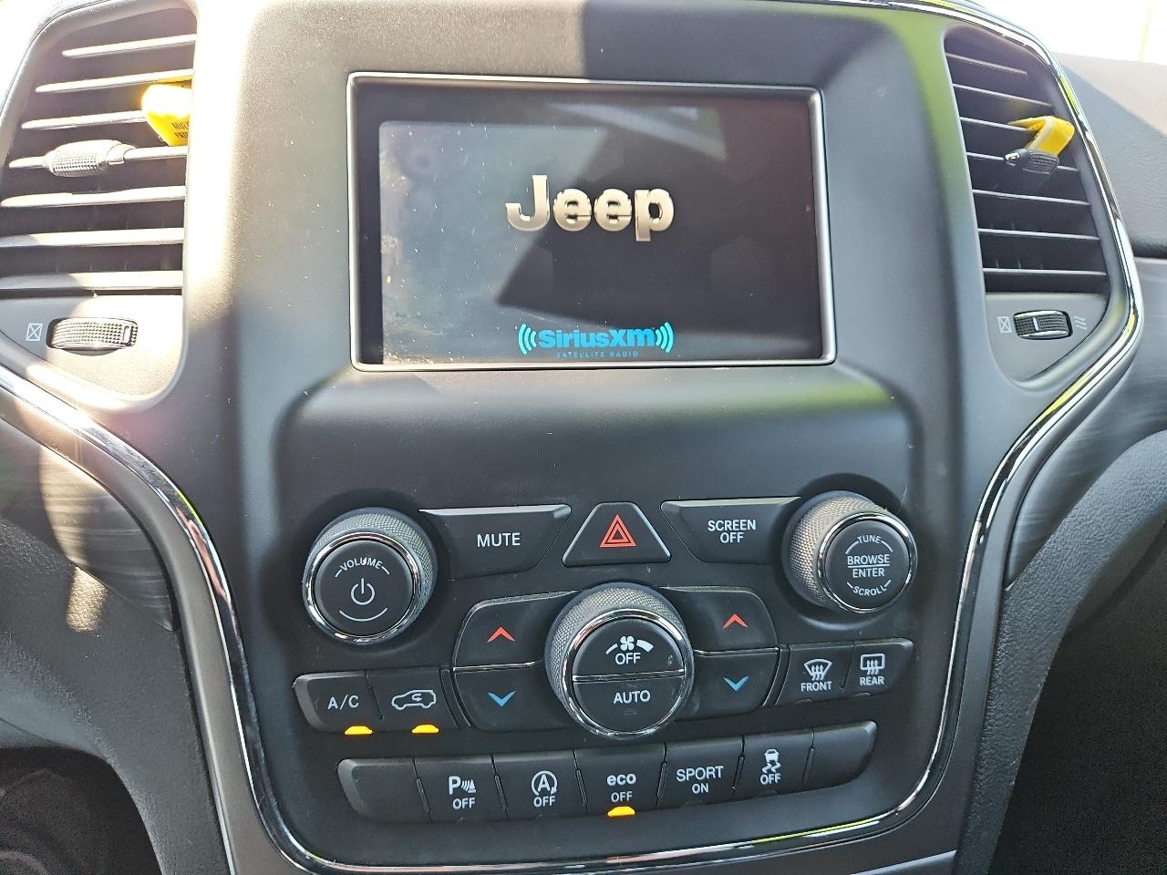 Jeep Grand Cherokee Laredo 4WD 2019