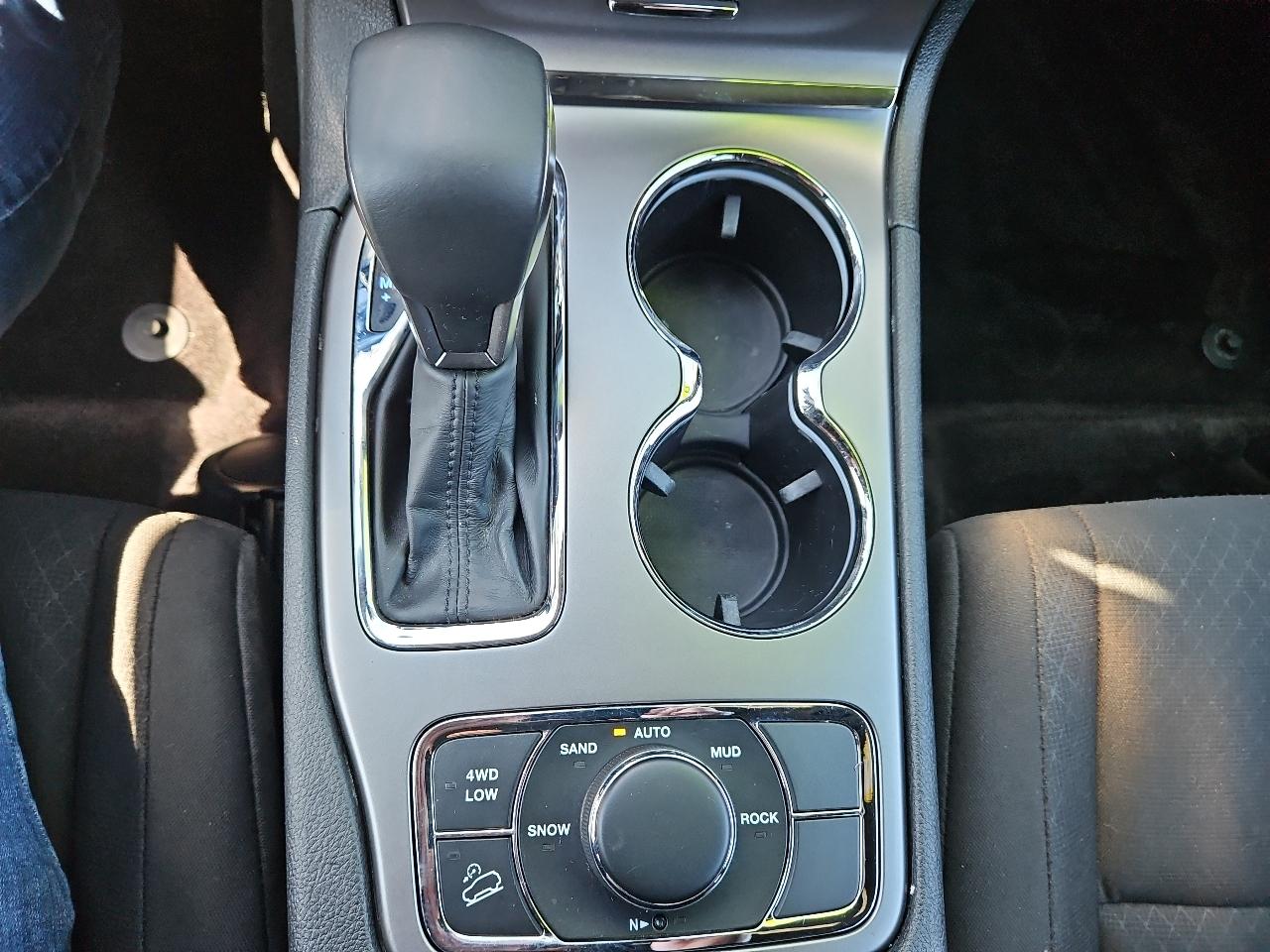 Jeep Grand Cherokee Laredo 4WD 2019