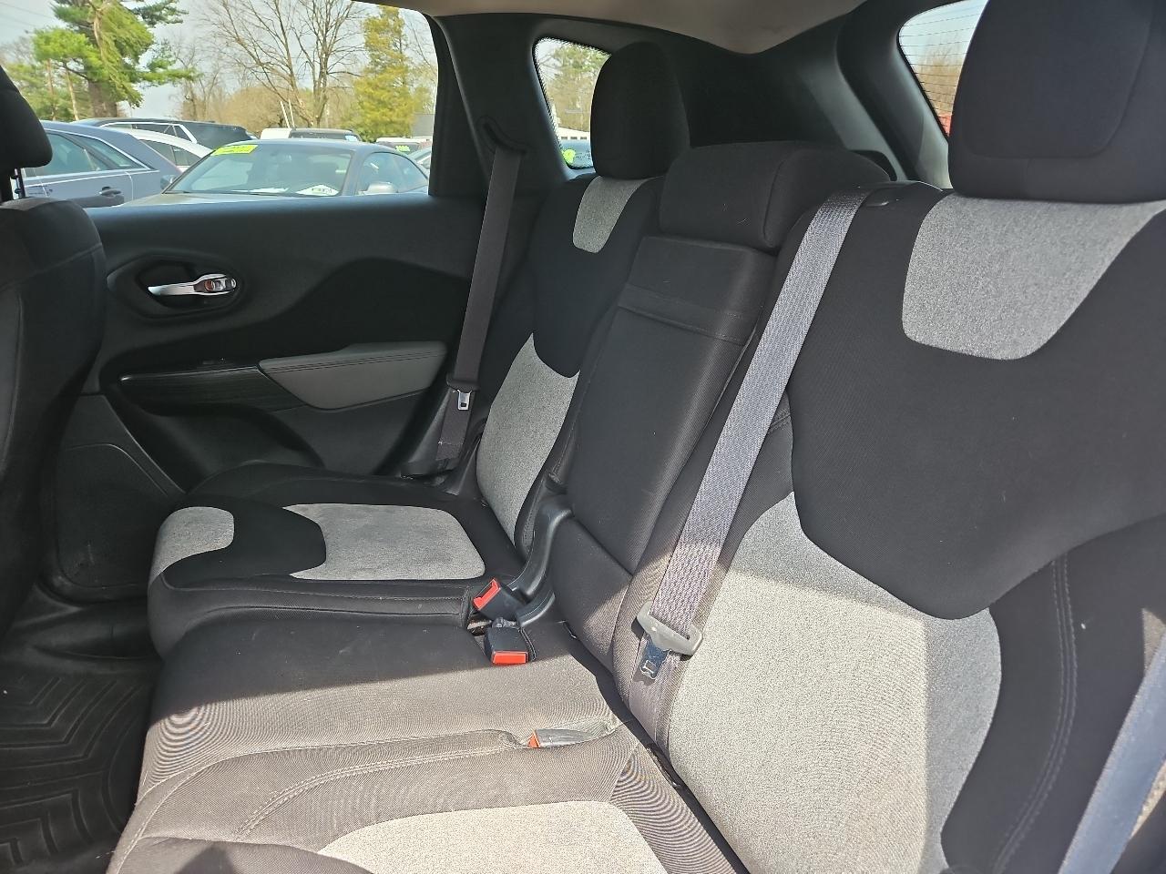 Jeep Cherokee Latitude 4WD 2014