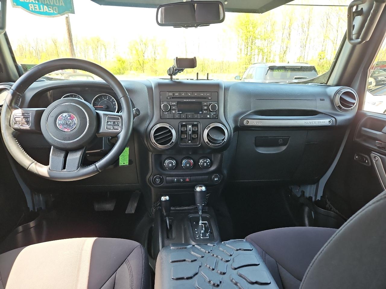 Jeep Wrangler Unlimited Sport 4WD 2015