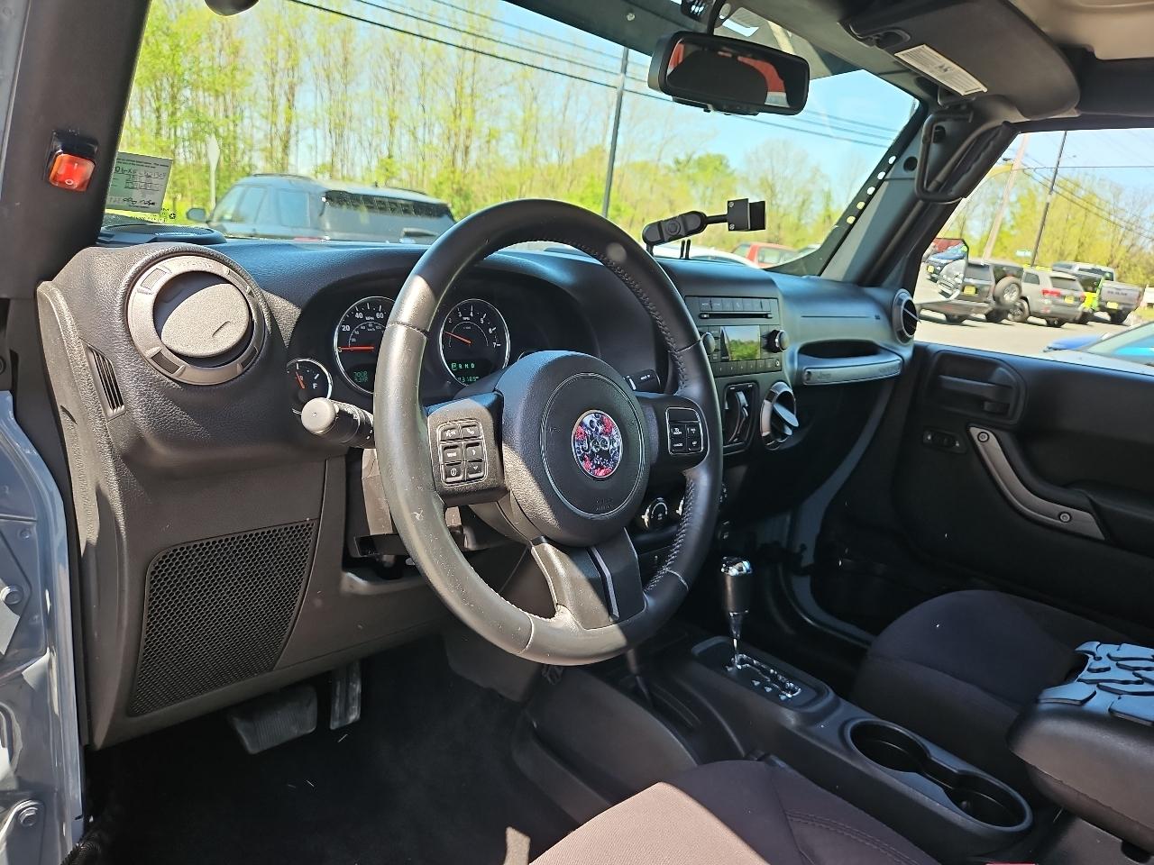 Jeep Wrangler Unlimited Sport 4WD 2015