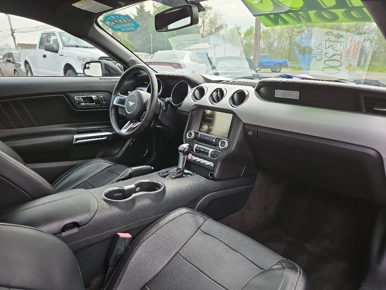 Ford Mustang EcoBoost Coupe 2015