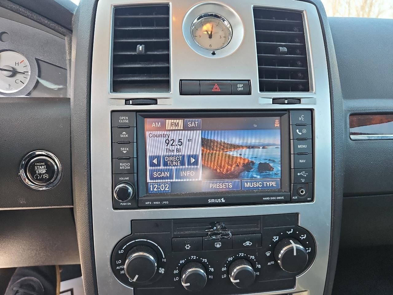 Chrysler 300 C AWD 2010