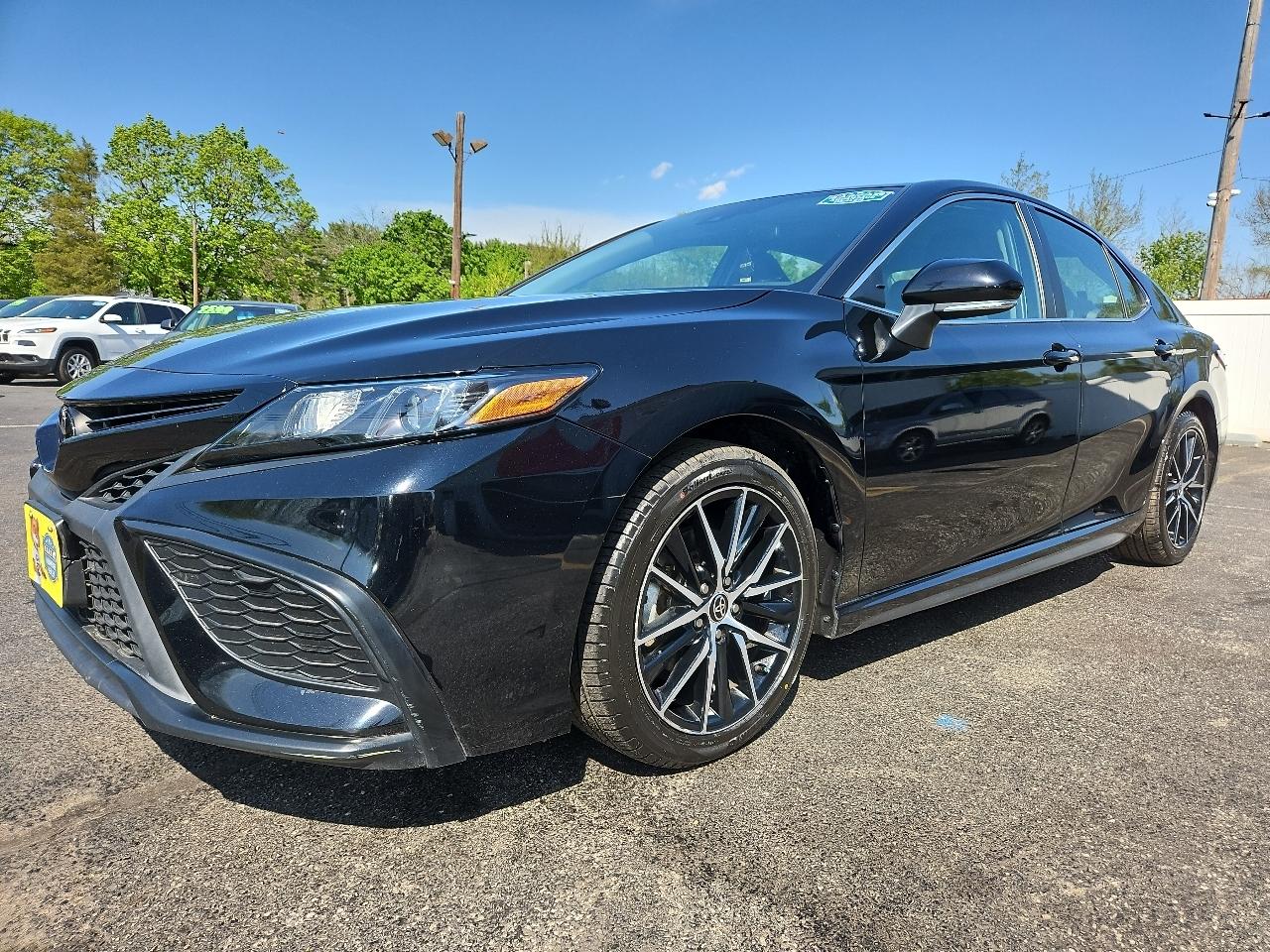 Toyota Camry SE Nightshade Edition AWD 2023
