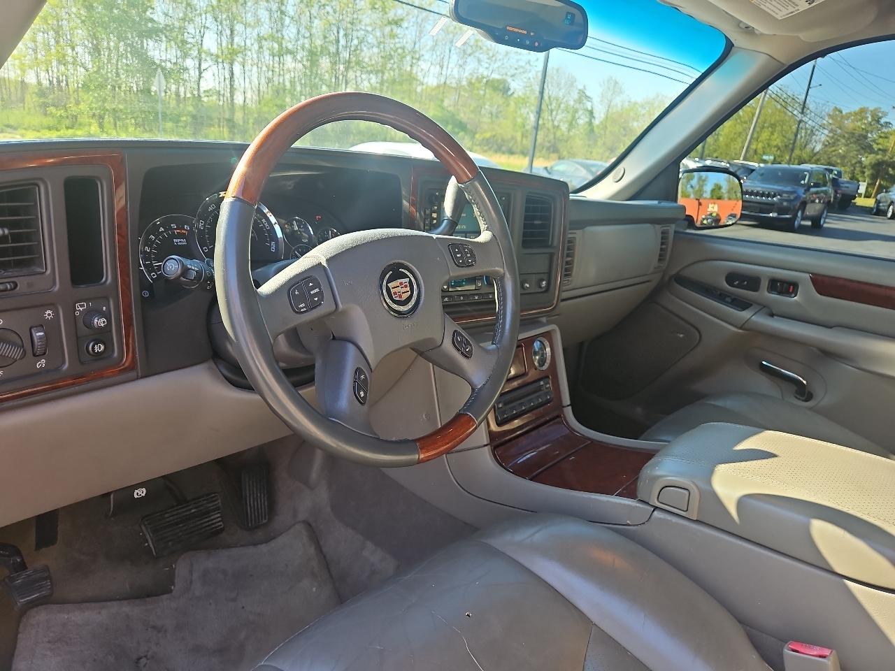 Cadillac Escalade ESV 2005