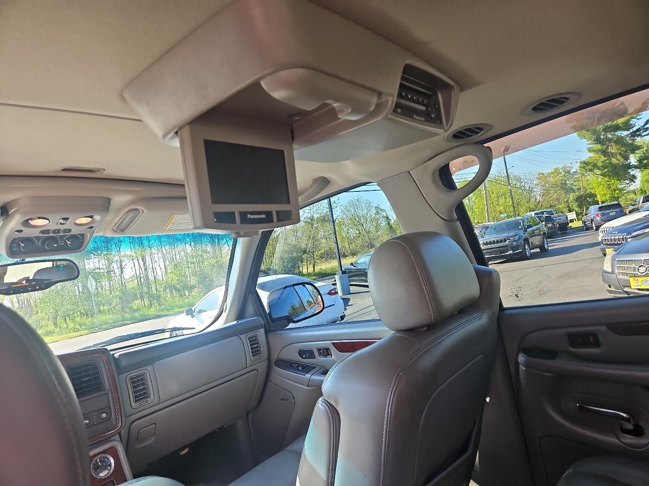 Cadillac Escalade ESV 2005