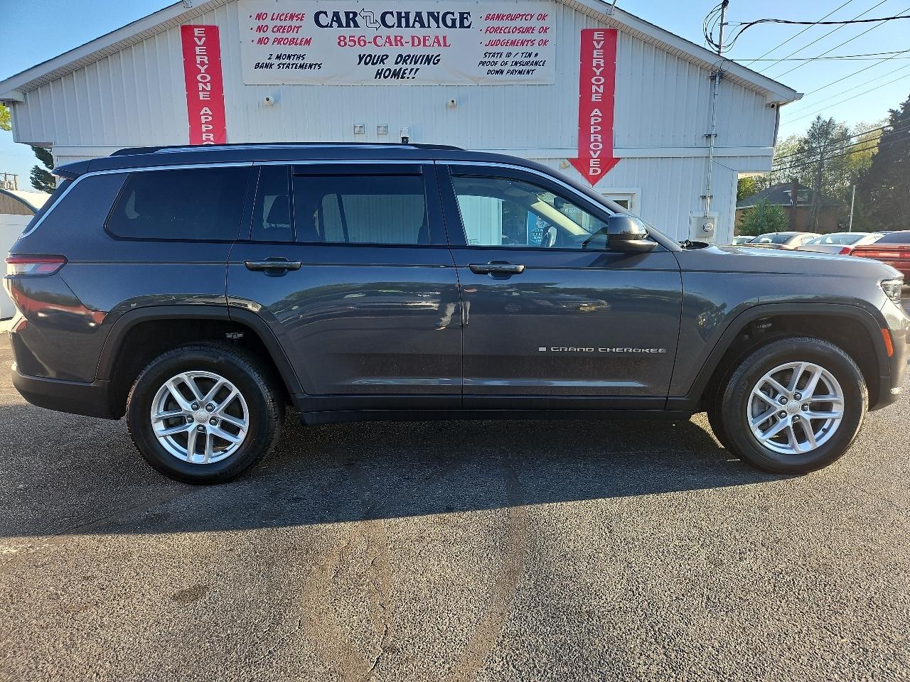 Jeep Grand Cherokee L Laredo 4WD 2022