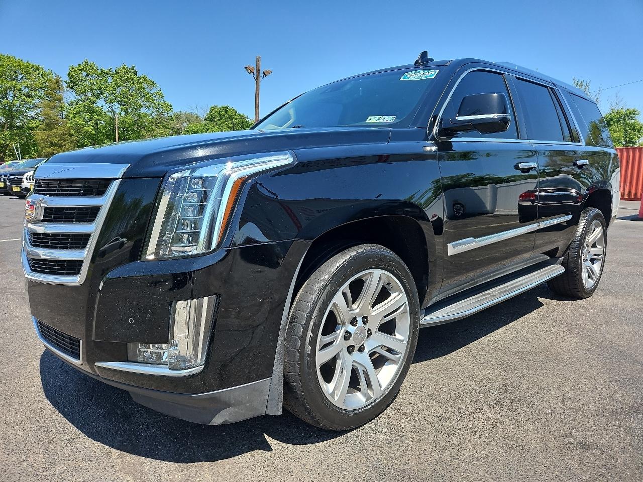 Cadillac Escalade Luxury 4WD 2016