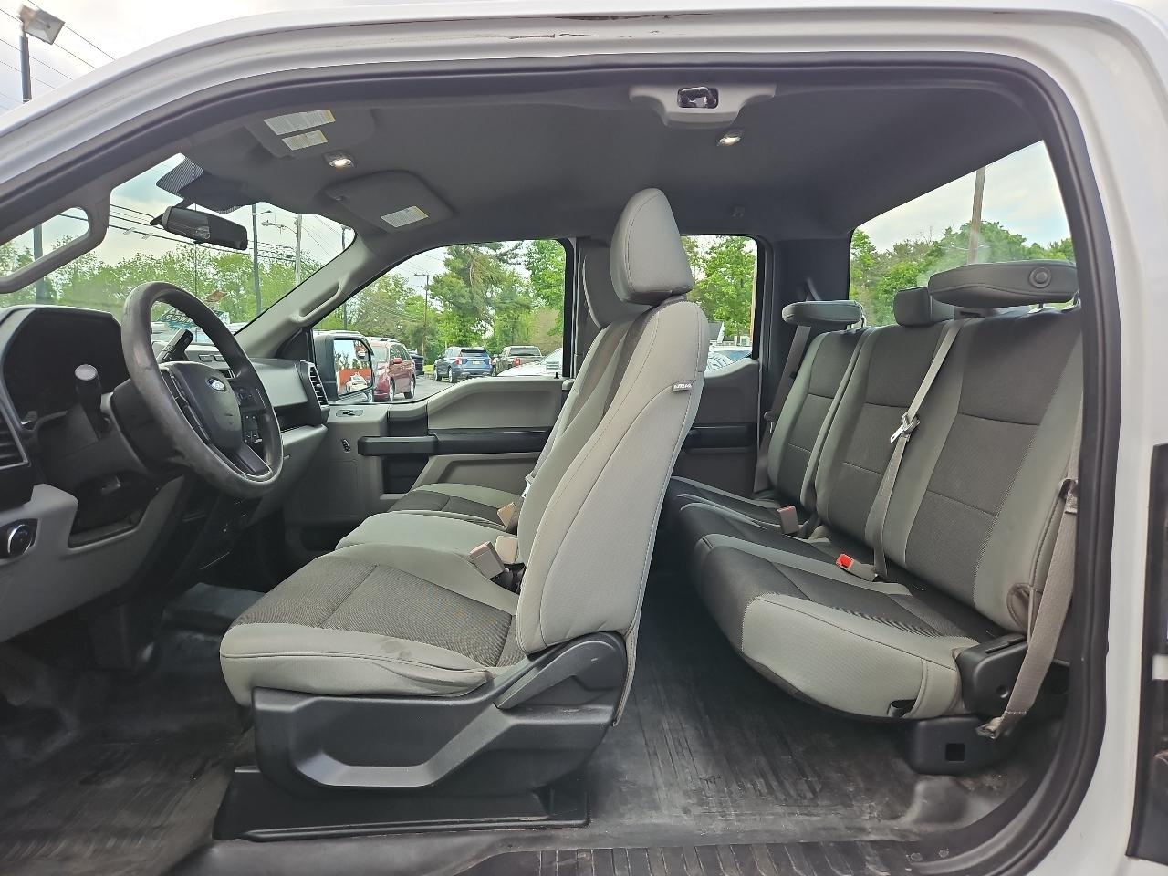 Ford F-150 4WD SuperCab 145" XL 2019
