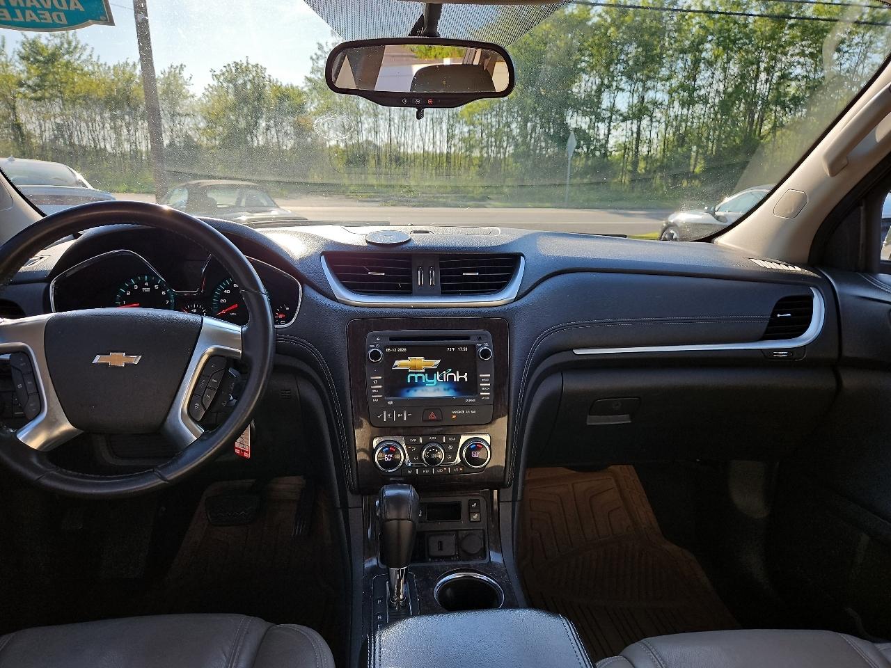Chevrolet Traverse 1LT FWD 2015
