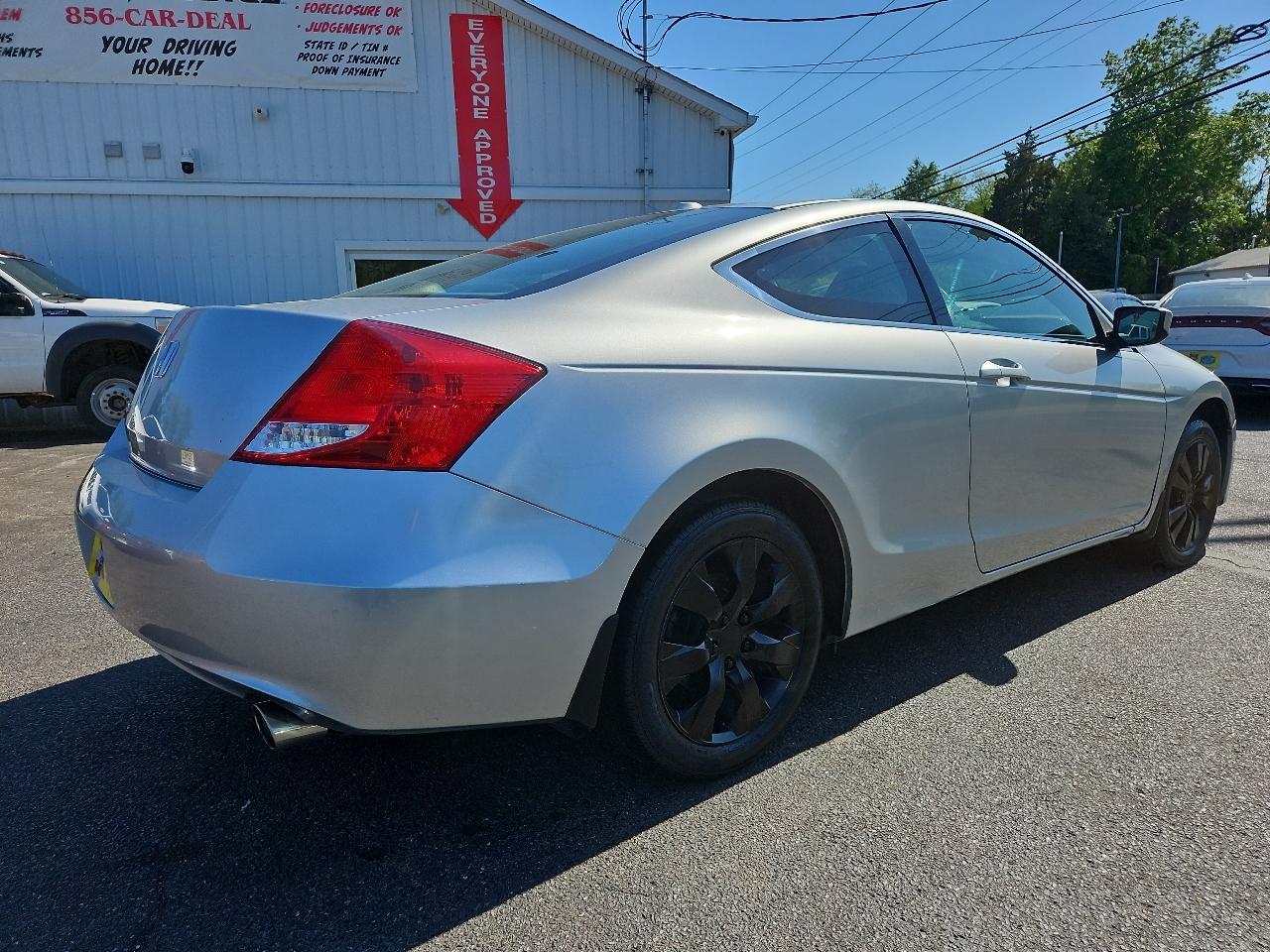 Honda Accord EX-L Coupe AT 2011