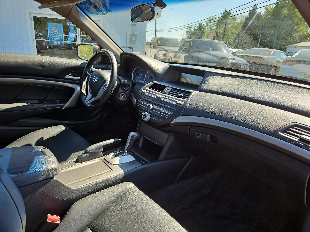 Honda Accord EX-L Coupe AT 2011