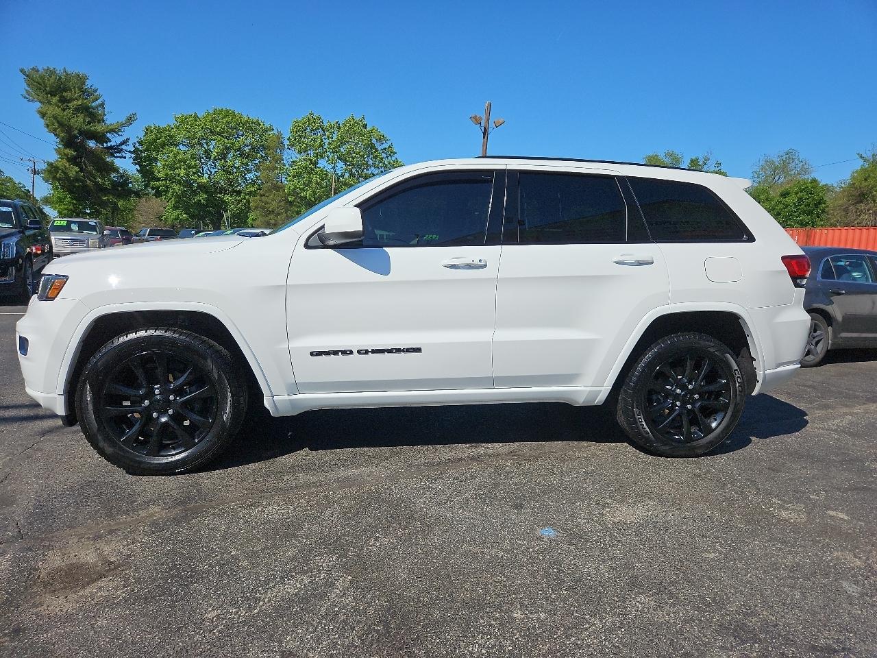Jeep Grand Cherokee Laredo 4WD 2020