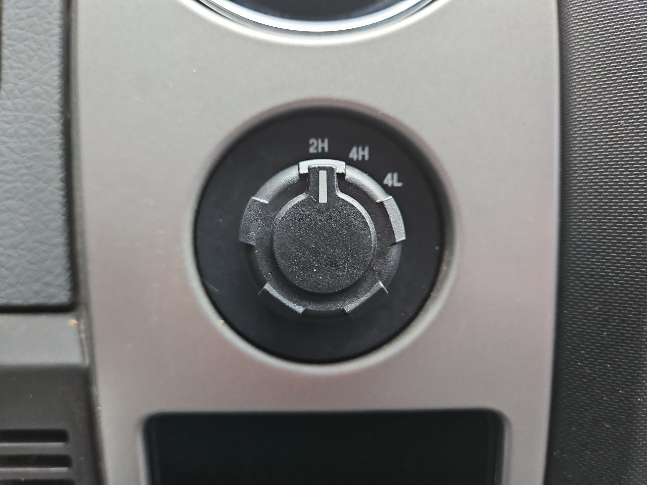 Ford F-150 XLT SuperCrew 6.5-ft. Bed 4WD 2013