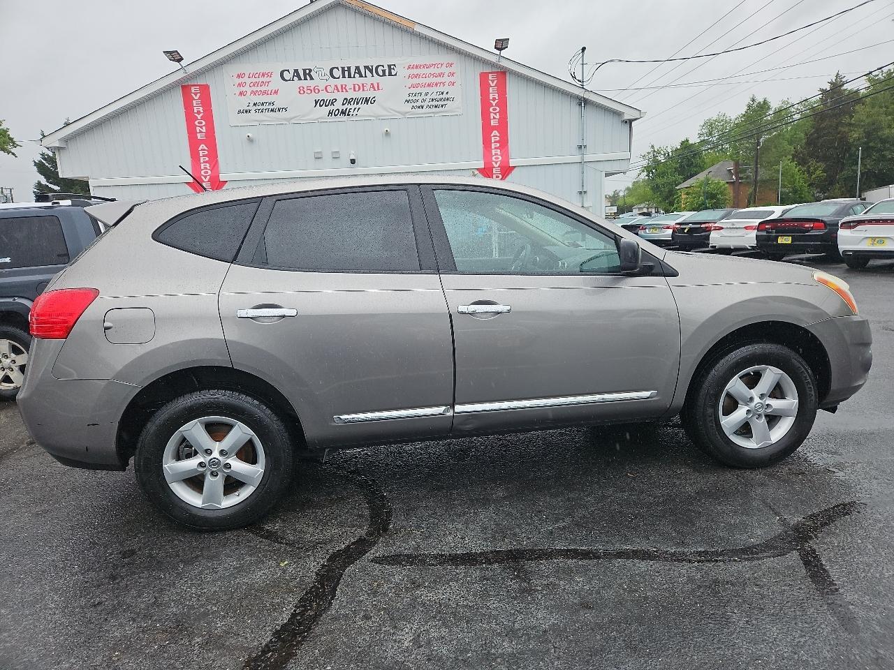 Nissan Rogue S AWD 2012