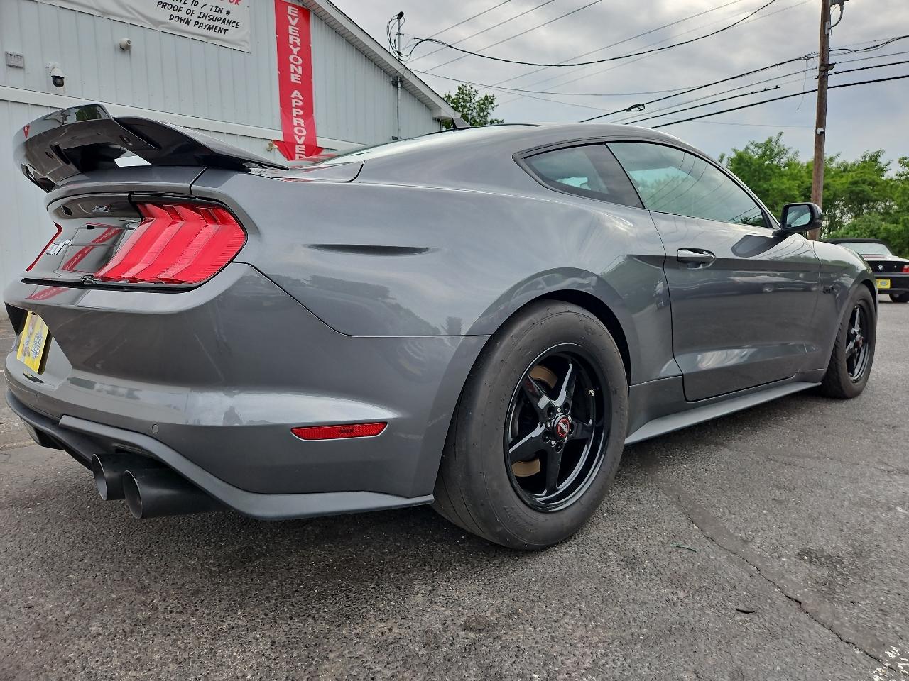 Ford Mustang GT Premium Coupe 2021