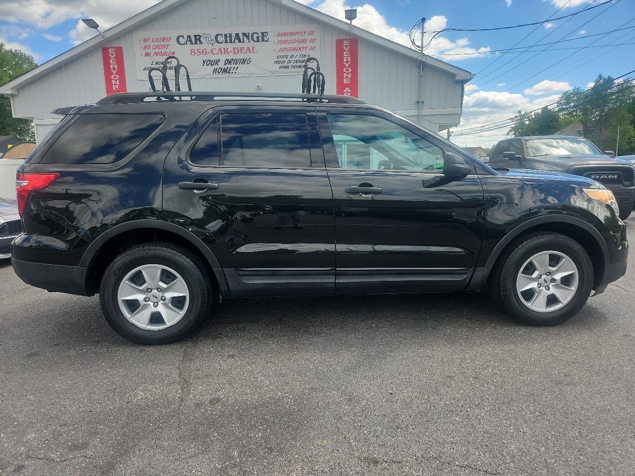 Ford Explorer Base 4WD 2013