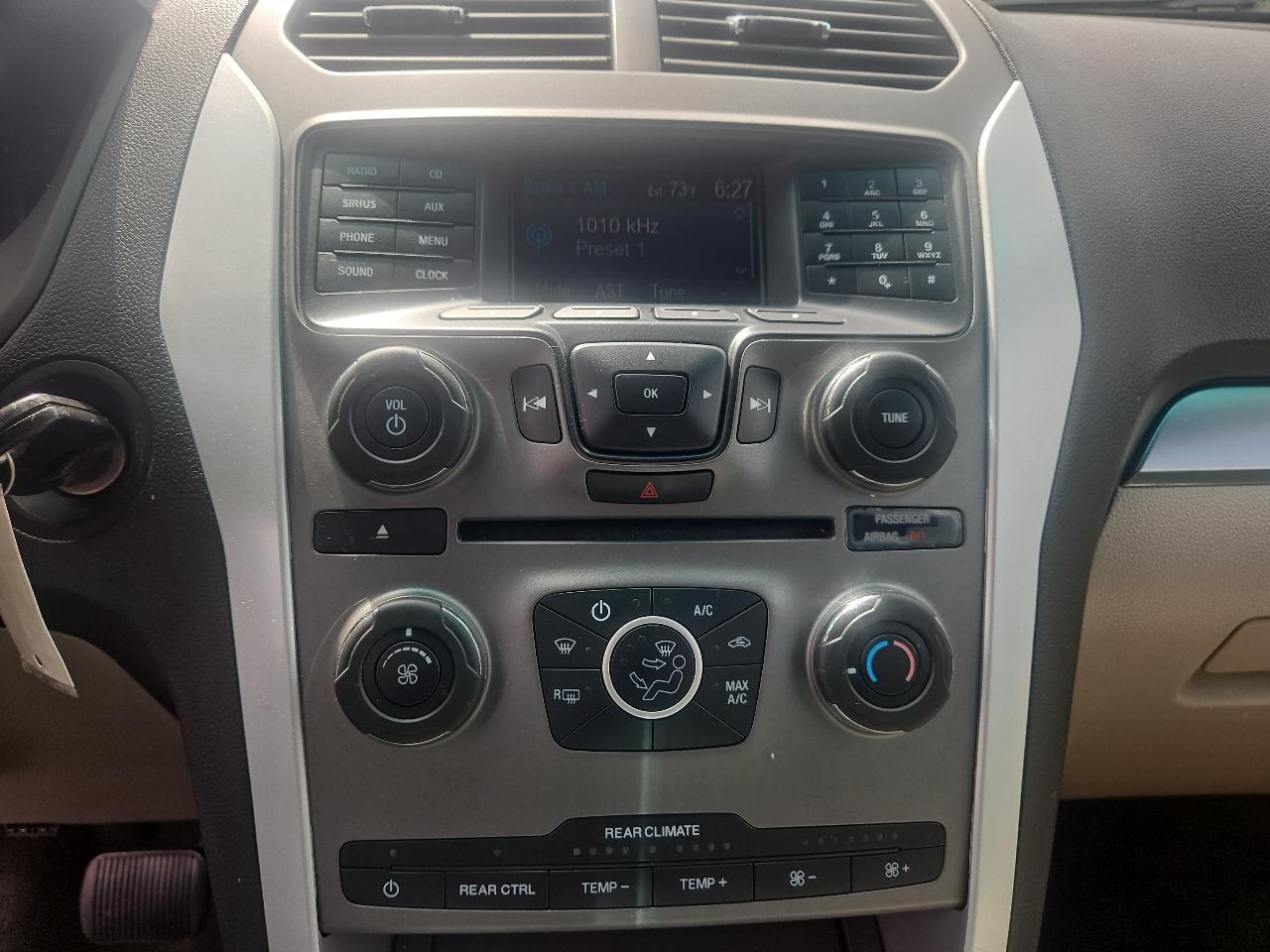 Ford Explorer Base 4WD 2013