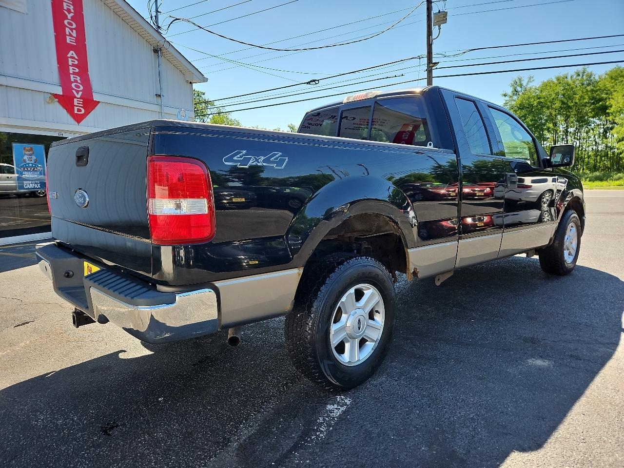 Ford F-150 Lariat SuperCab 4WD 2004