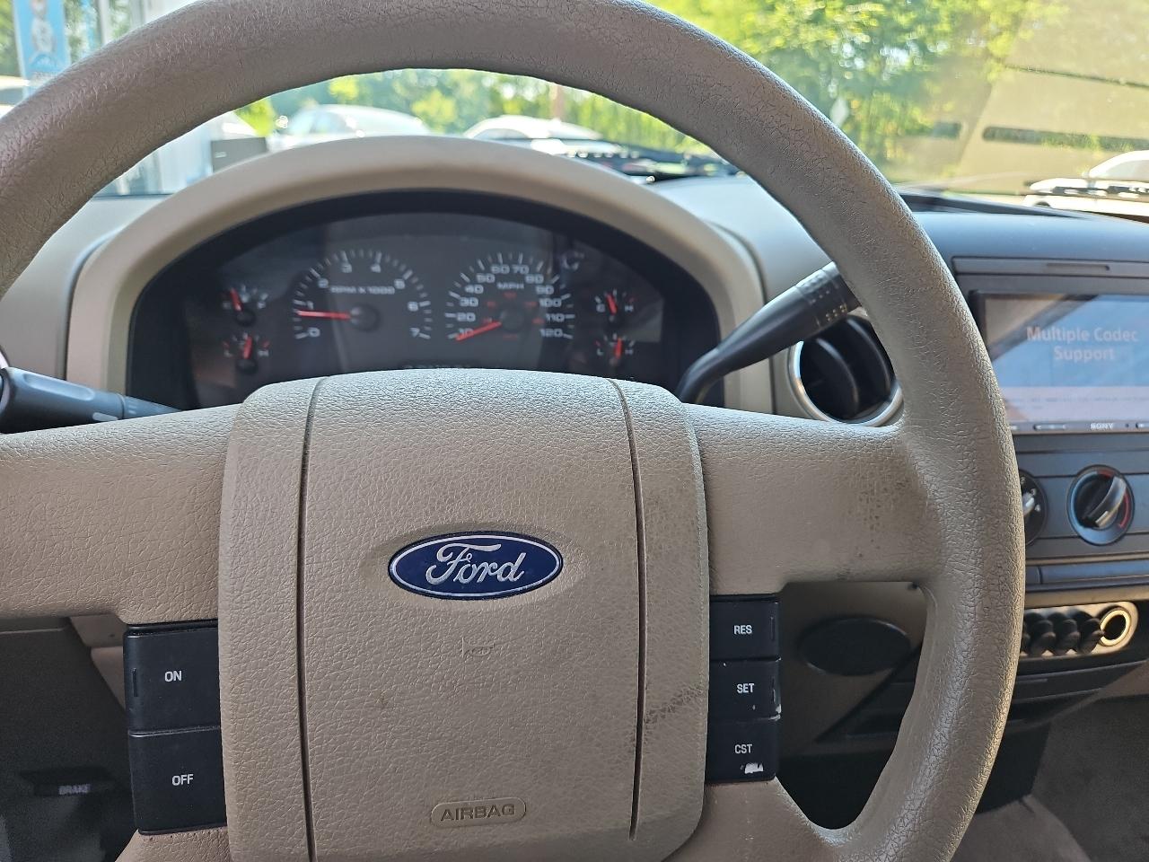 Ford F-150 Lariat SuperCab 4WD 2004