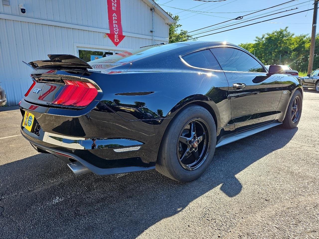Ford Mustang GT Premium Coupe 2017