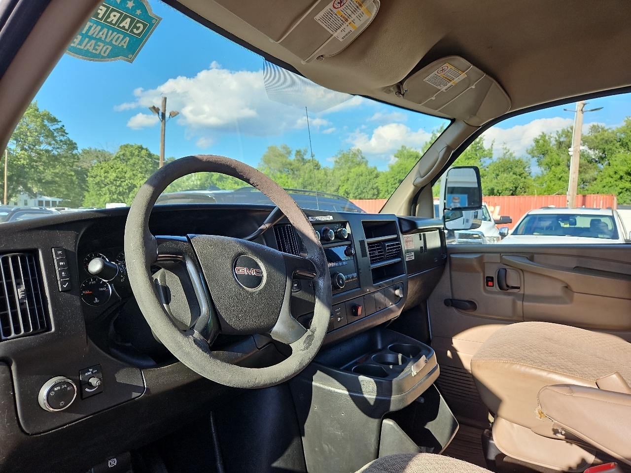 GMC Savana G3500 2009