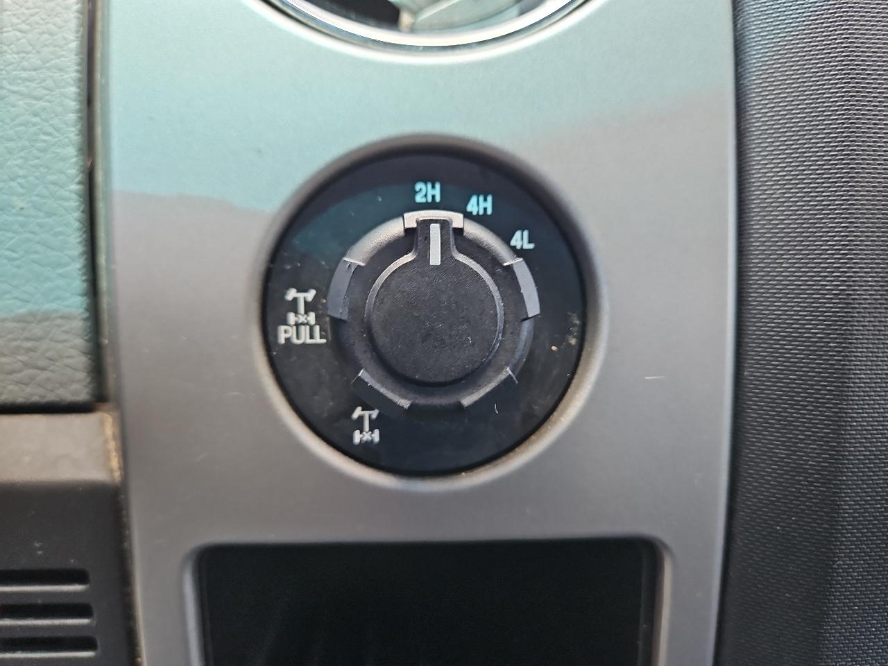 Ford F-150 XLT SuperCrew 6.5-ft. Bed 4WD 2012