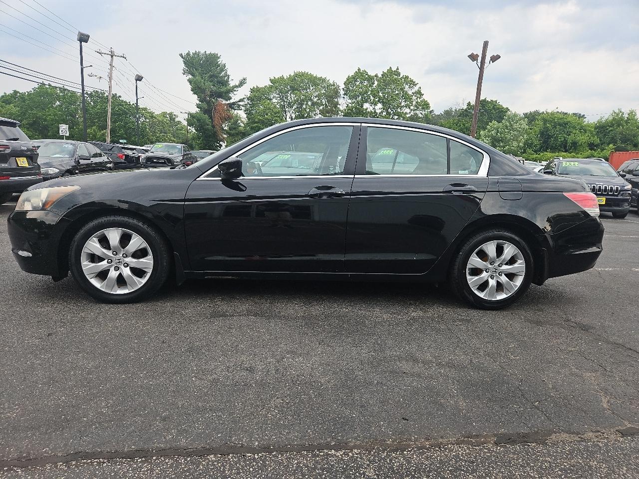 Honda Accord EX-L Sedan AT 2010